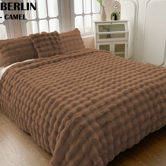 BERLIN RABBIT FAUX FUR BLANKET