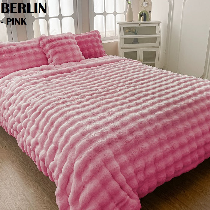 BERLIN RABBIT FAUX FUR BLANKET